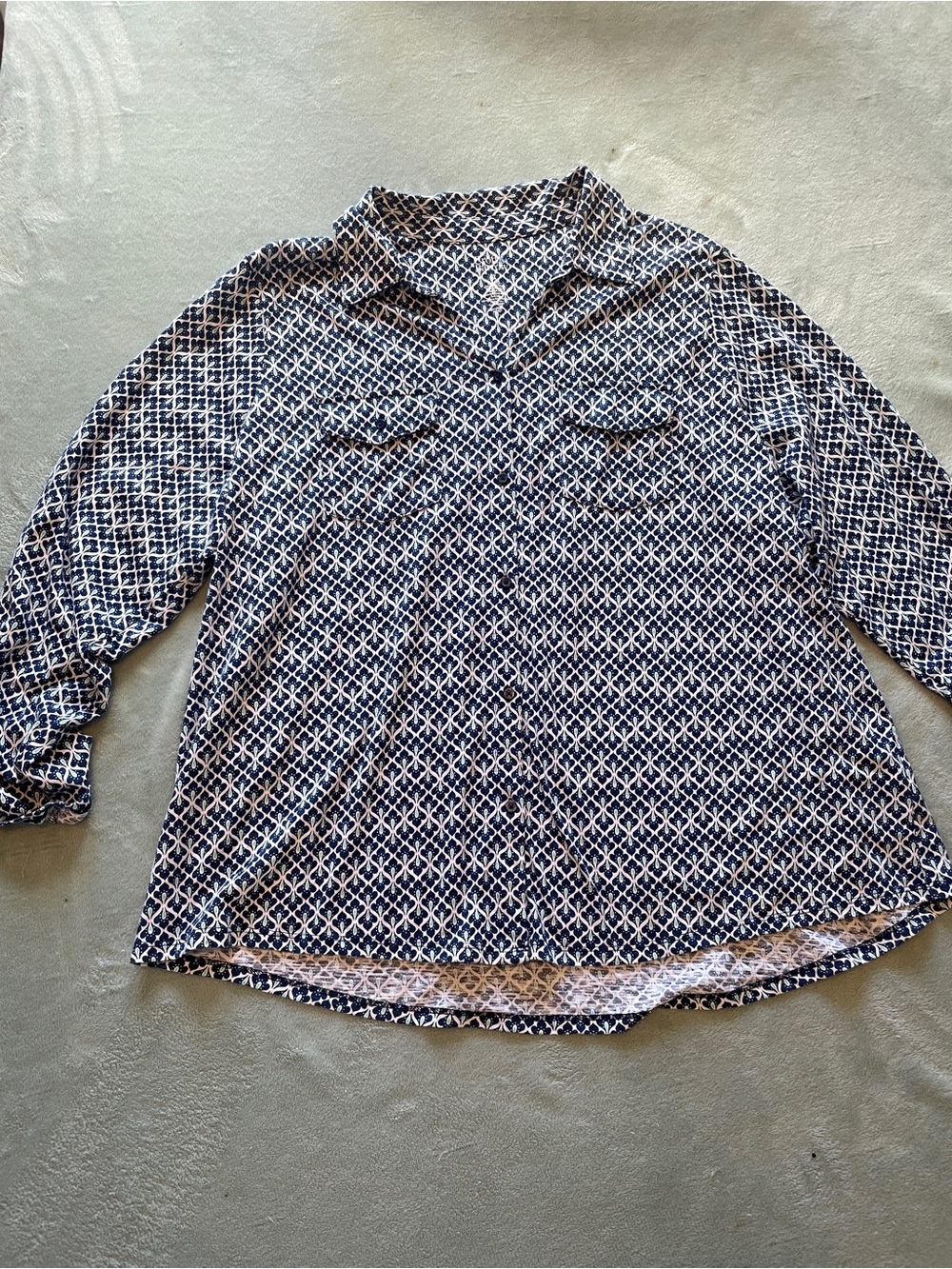 Women's Croft and Barrow Geometric Button-Front Shirt 3/4 button up sleeve